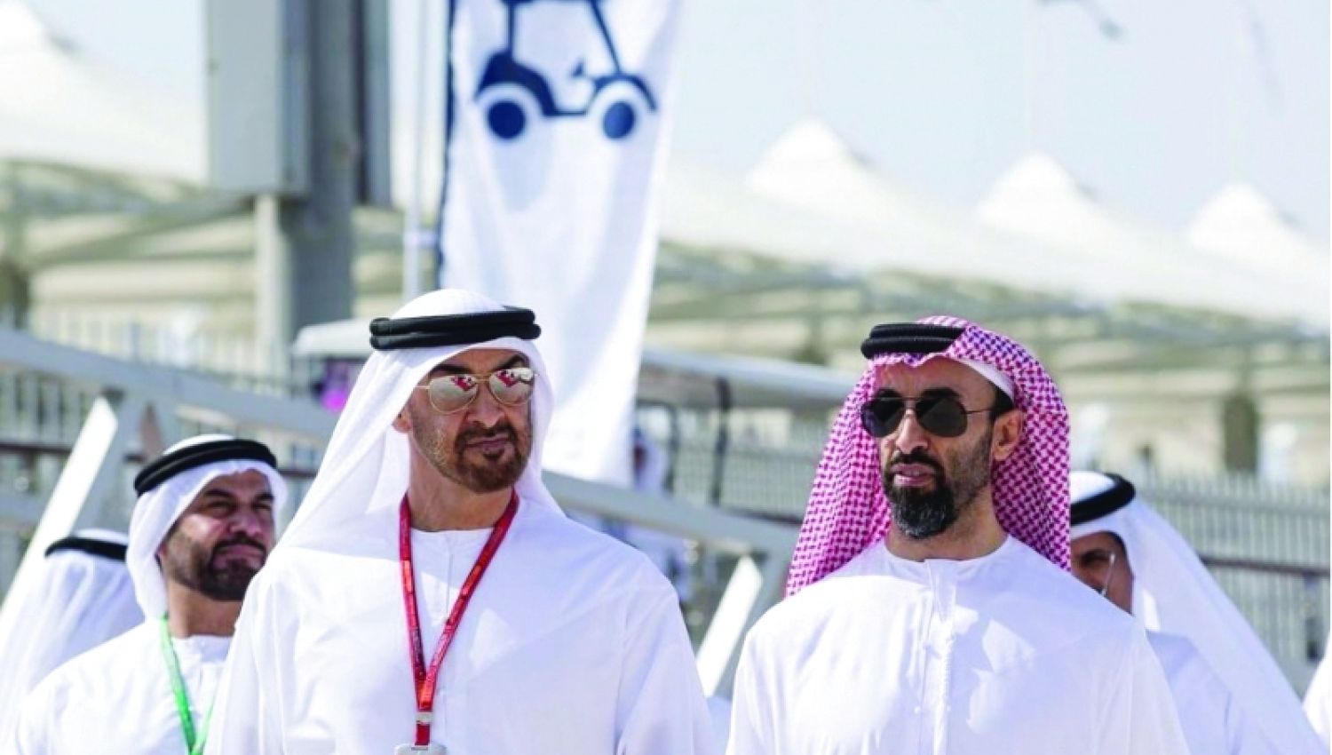 محمد بن زايد يخاف من شقيقه "طحنون"