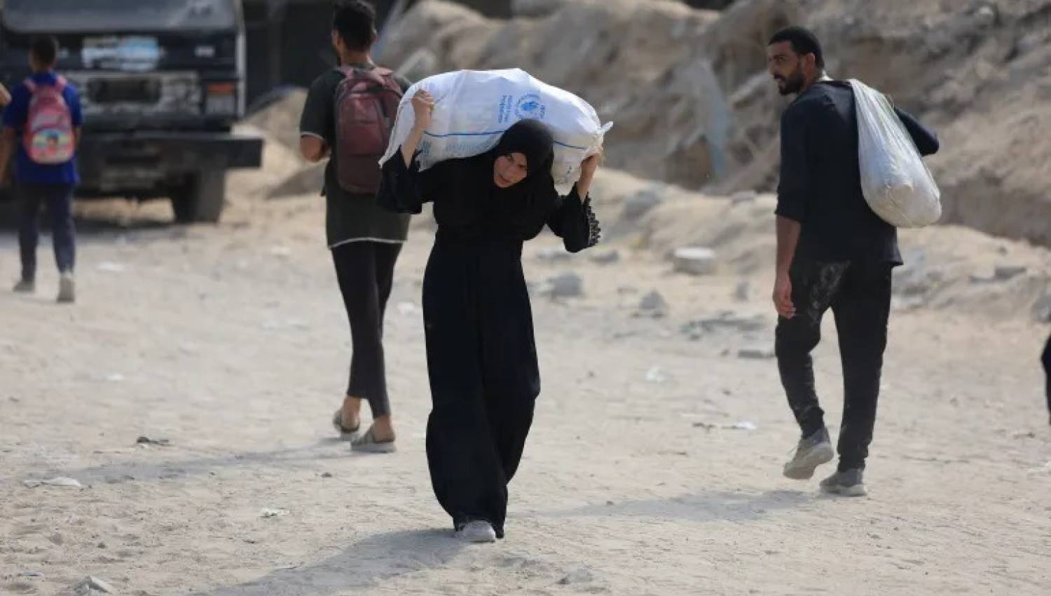 العالم يشيح بنظره عن أفظع الجرائم