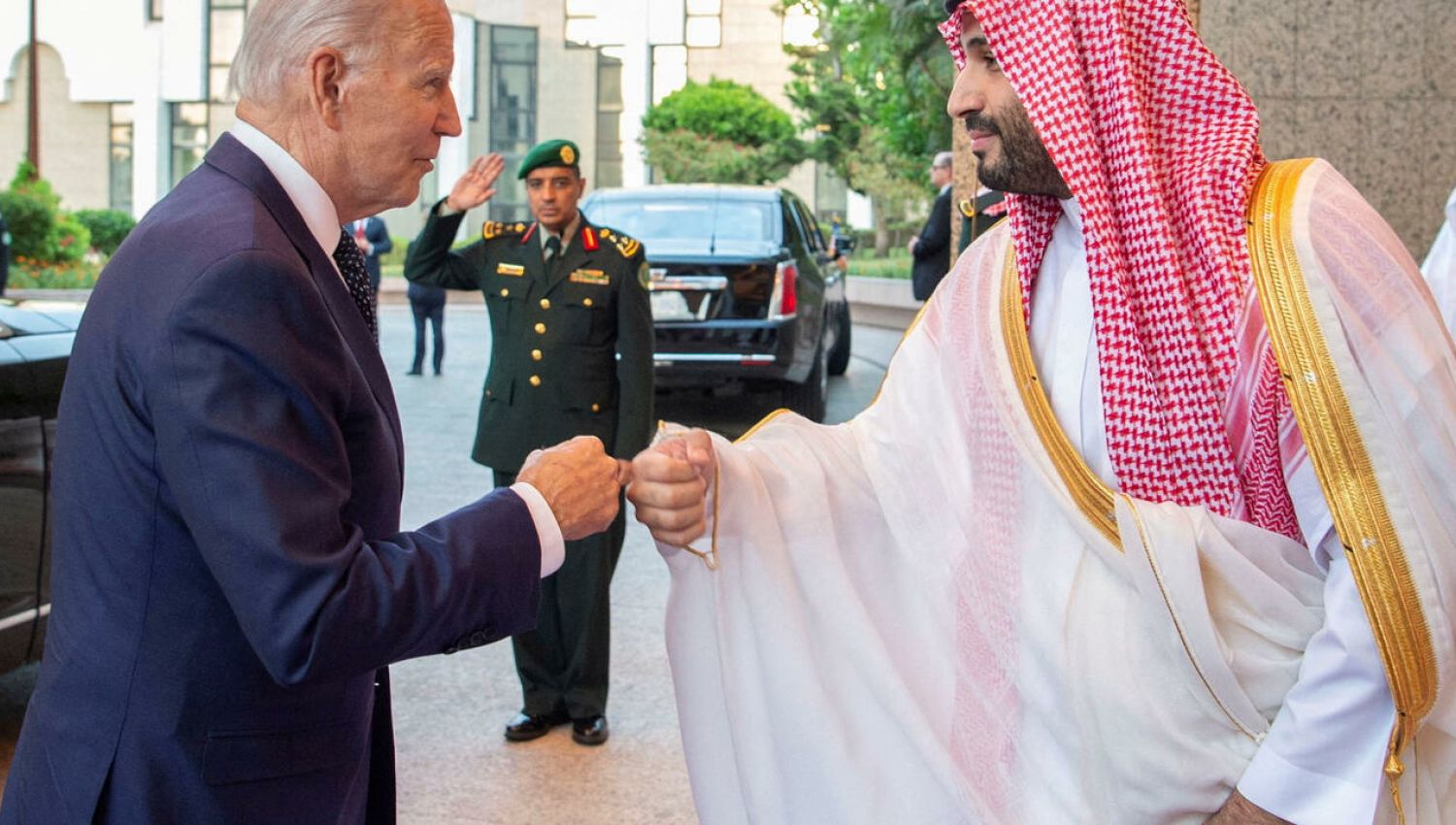 السعودية تلوّح بخفض انتاج النفط: الاتفاق النووي سيكسر الاحتكار! 