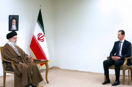 الإمام الخامنئي: حرس الثورة في سوريا تكليف وواجب